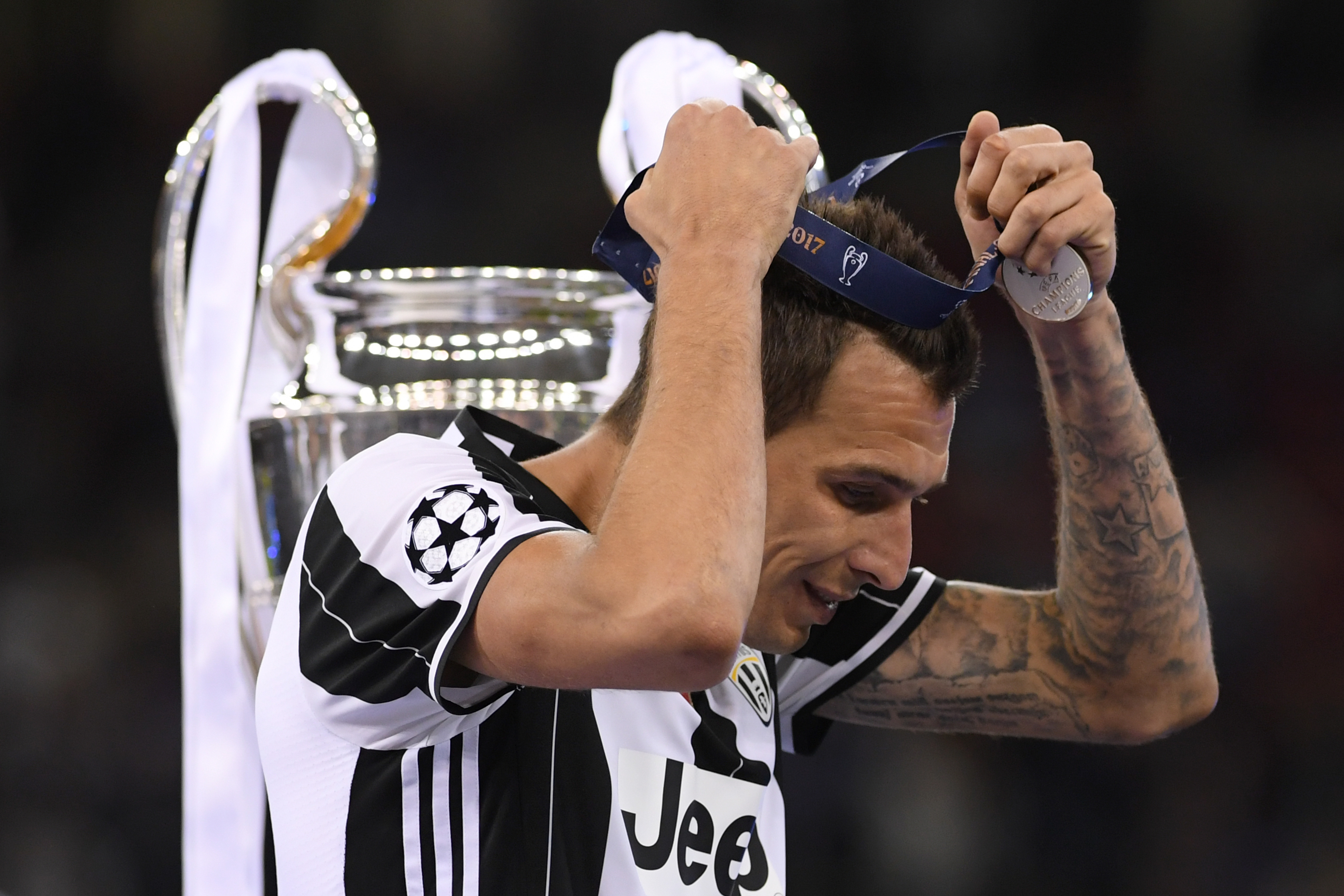 Video – On this day, Juventus fell short in UCL final despite Mandzukic screamer