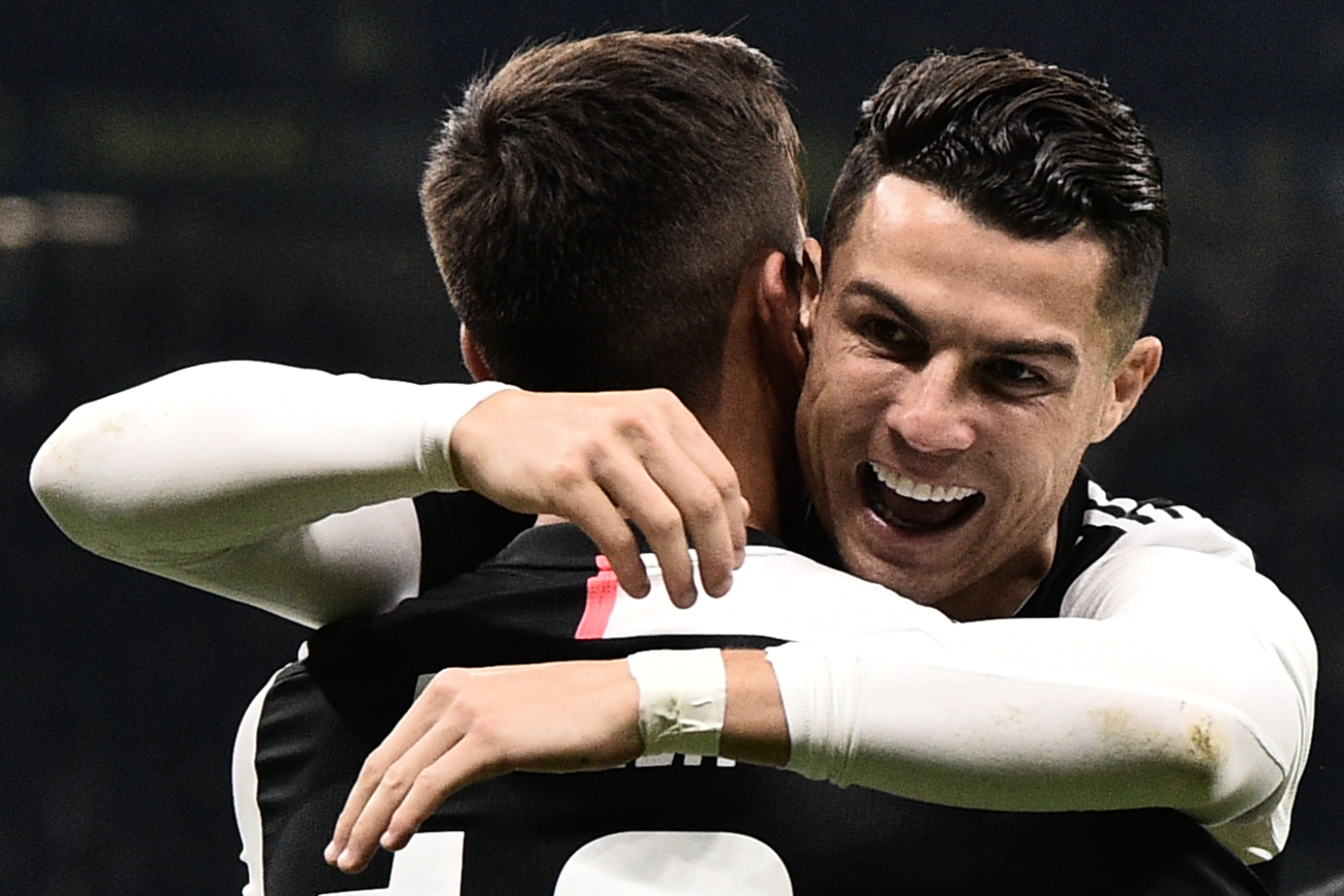  Video – Juventus recall past exploits against Bologna, featuring Ronaldo and Higuain