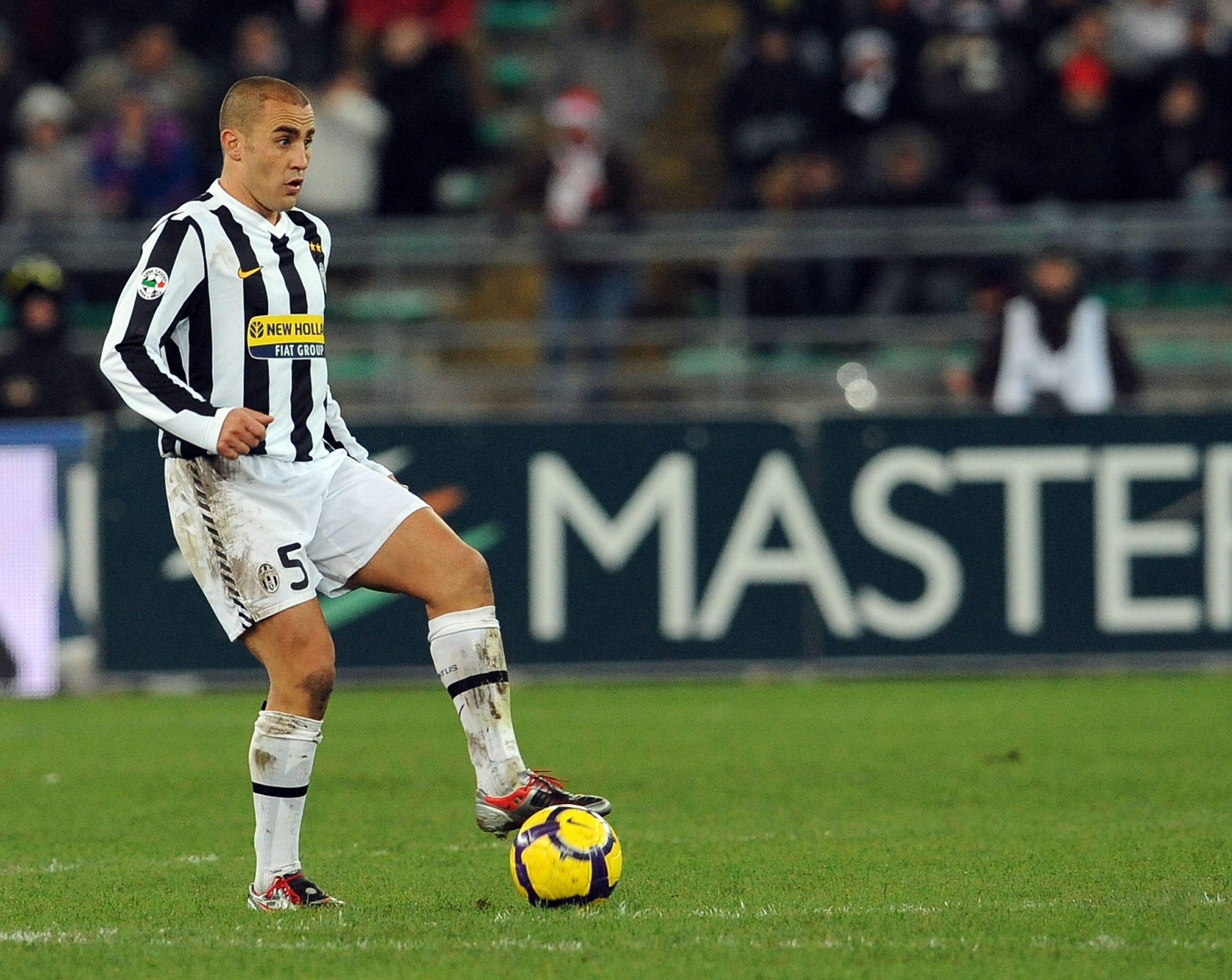  Cannavaro says Juventus knows how to make a comeback but Napoli can win the Scudetto