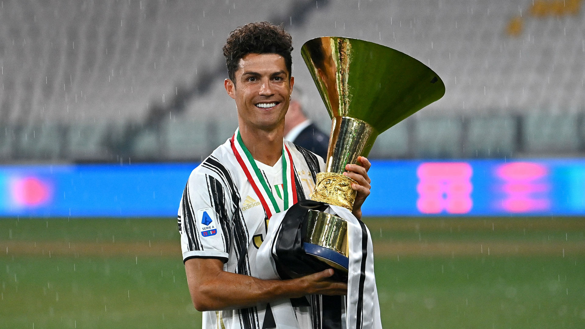 Serie A is probably a two horse race but Juventus must still be careful of outsiders -Juvefc.com