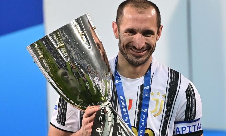 Juve captain Chiellini to extend his stay on Allegri&#39;s instruction  -Juvefc.com