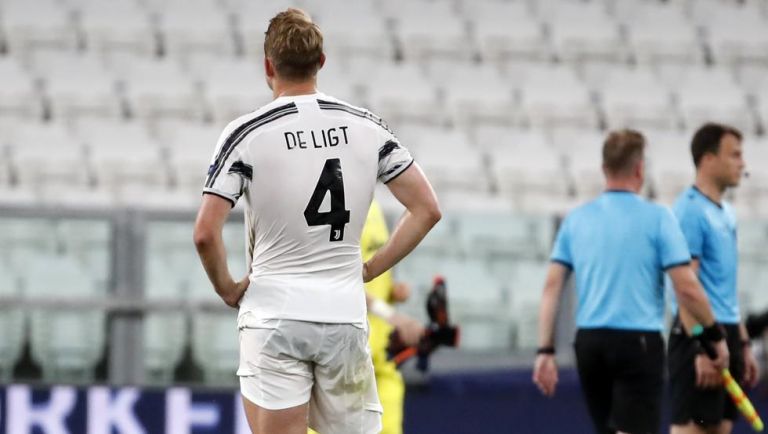 2019-20 Juventus Away Shirt De Ligt #4 (M)