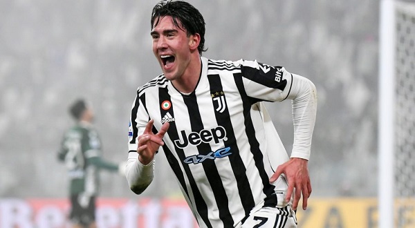 A goal this weekend will place Vlahovic alongside legendary Juventus  strikersJuvefc.com