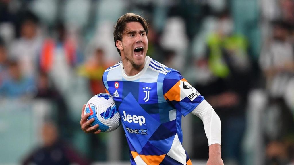 STATS SHOCKER: Vlahovic numbers for Monza defeat reflect Juventus crisis