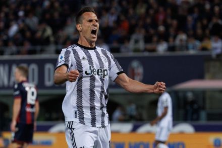 Milik celebrates scoring for Juventus against Bologna