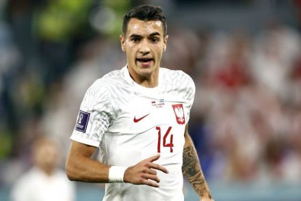 Jakub Kiwior representing Poland