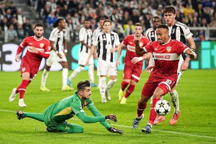 Stuttgart dominating Juventus