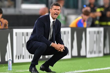 Motta giving instructions