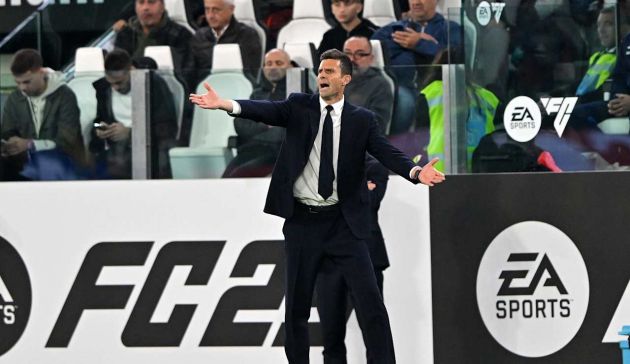 Thiago Motta on the touchline during Juventus vs Parma