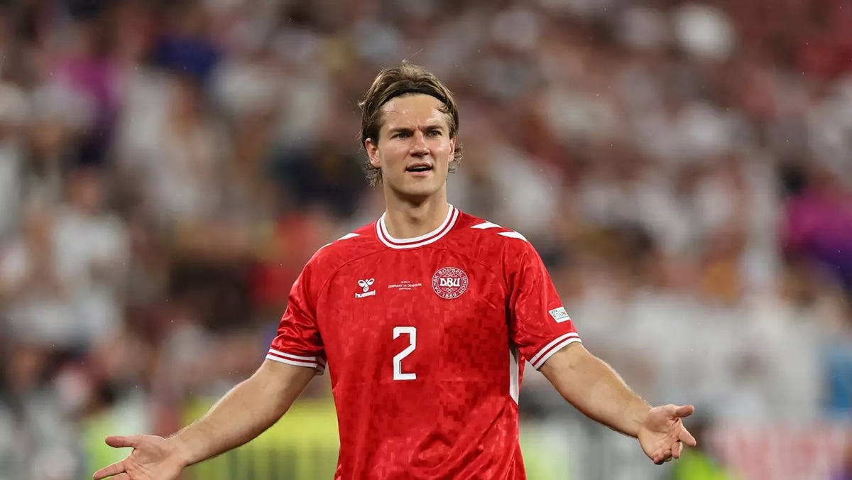 Joachim Andersen playing for Denmark