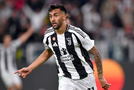 Gonzalez in action for Juventus