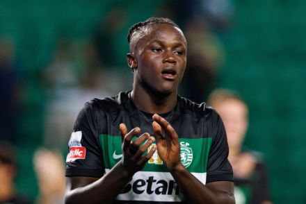 Quanda on the pitch for Sporting