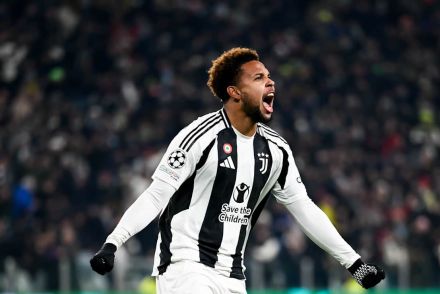 Weston McKennie celebrates scoring for Juventus