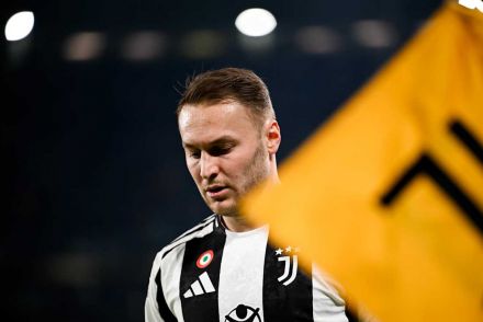 Teun Koopmeiners on the pitch for Juventus
