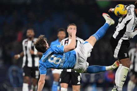 Napoli v Juventus
