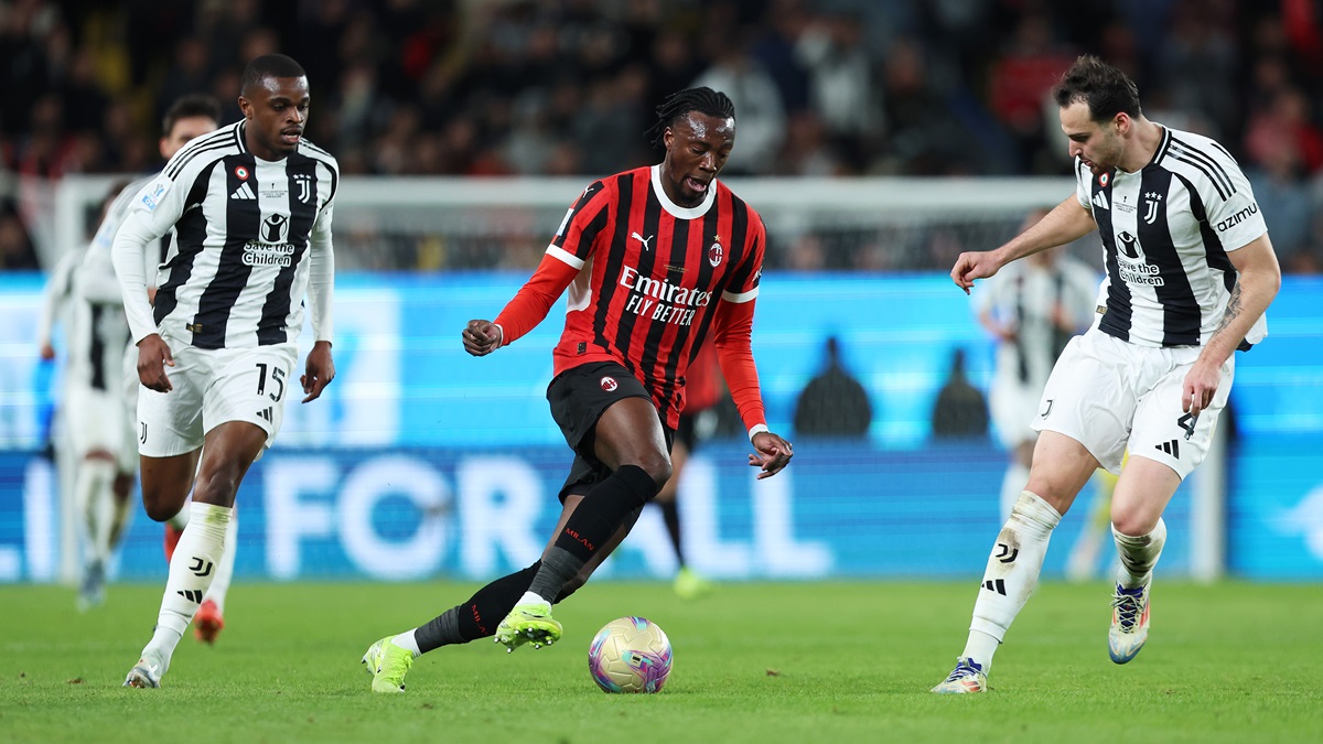 Pierre Kalulu and Federico Gatti  v AC Milan