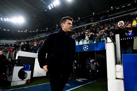 Thiago Motta on the sidelines