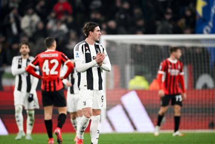 Dusan Vlahovic in Juventus V Milan clash