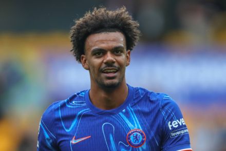 Renato Veiga on the pitch for Chelsea