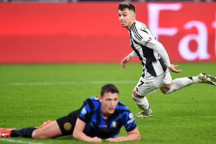 Francisco Conceicao scoring against Inter Milan