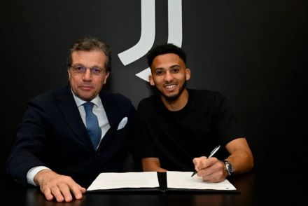 Kelly signs for Juventus