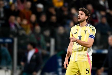 Manuel Locatelli in action