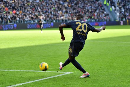 Randal Kolo Muani scoring against Empoli