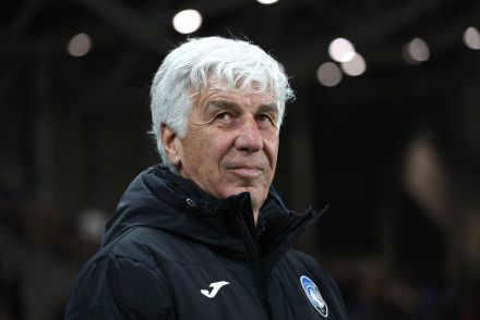 Gian Piero Gasperini looking on