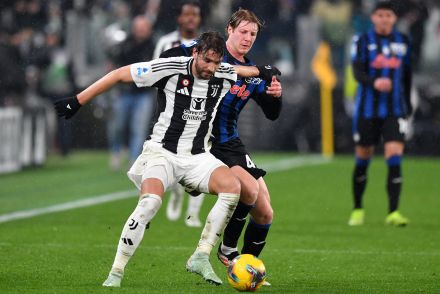 Manuel Locatelli against Atalanta