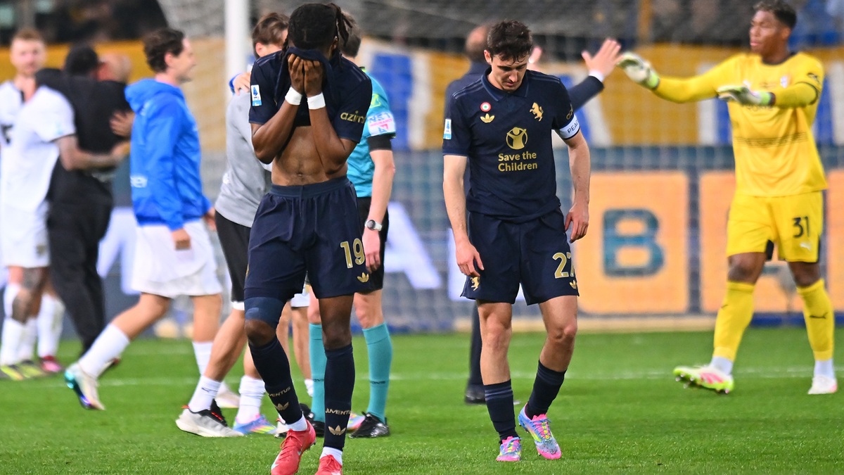 Juventus players after losing to Parma