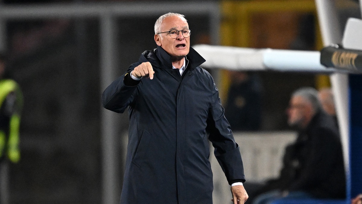 Claudio Ranieri on the sidelines