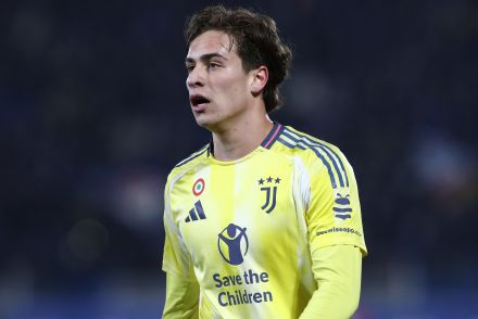 Kenan Yildiz on the pitch for Juventus