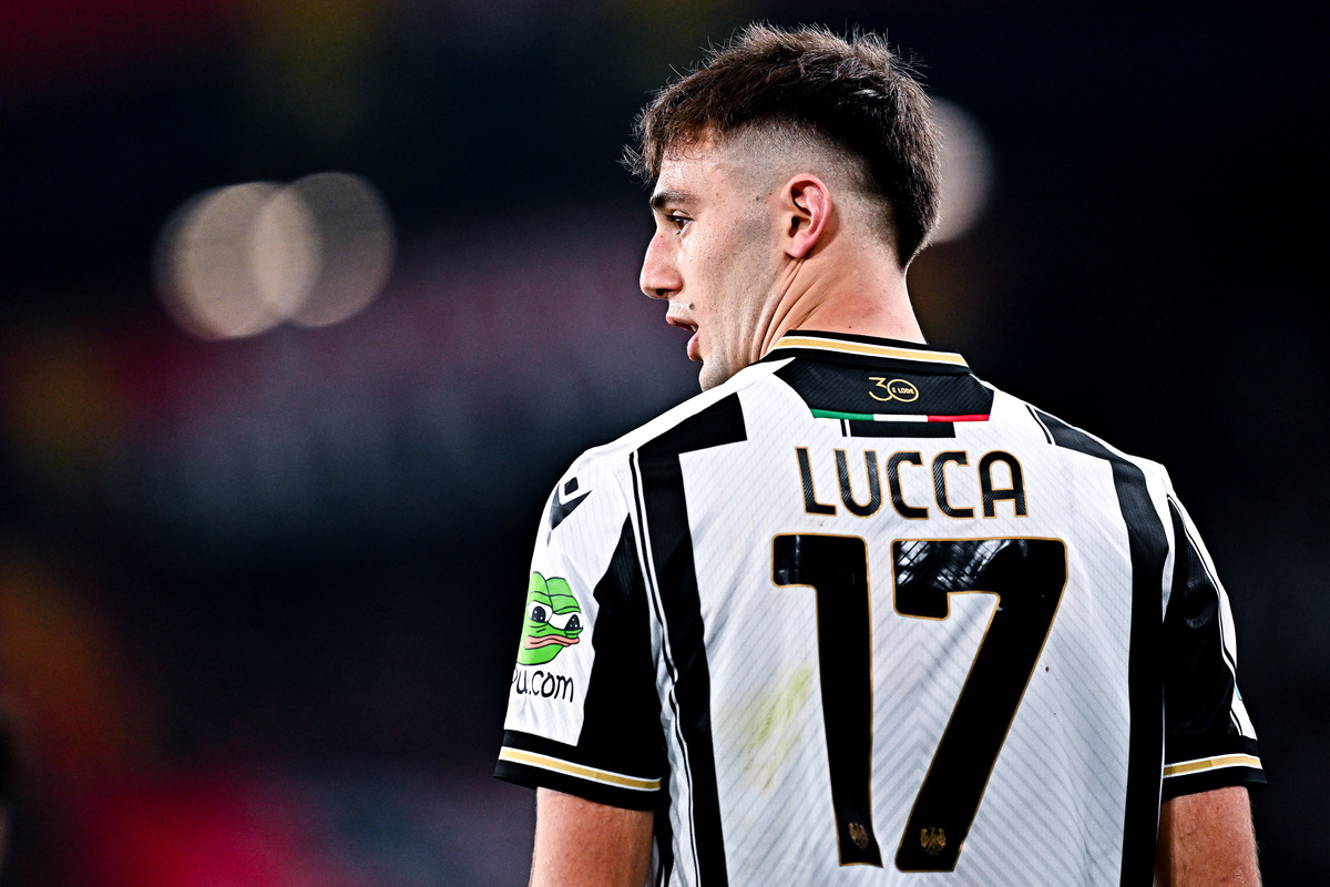 Lorenzo Lucca looking on