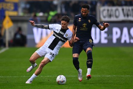 Lloyd Kelly in action for Juventus