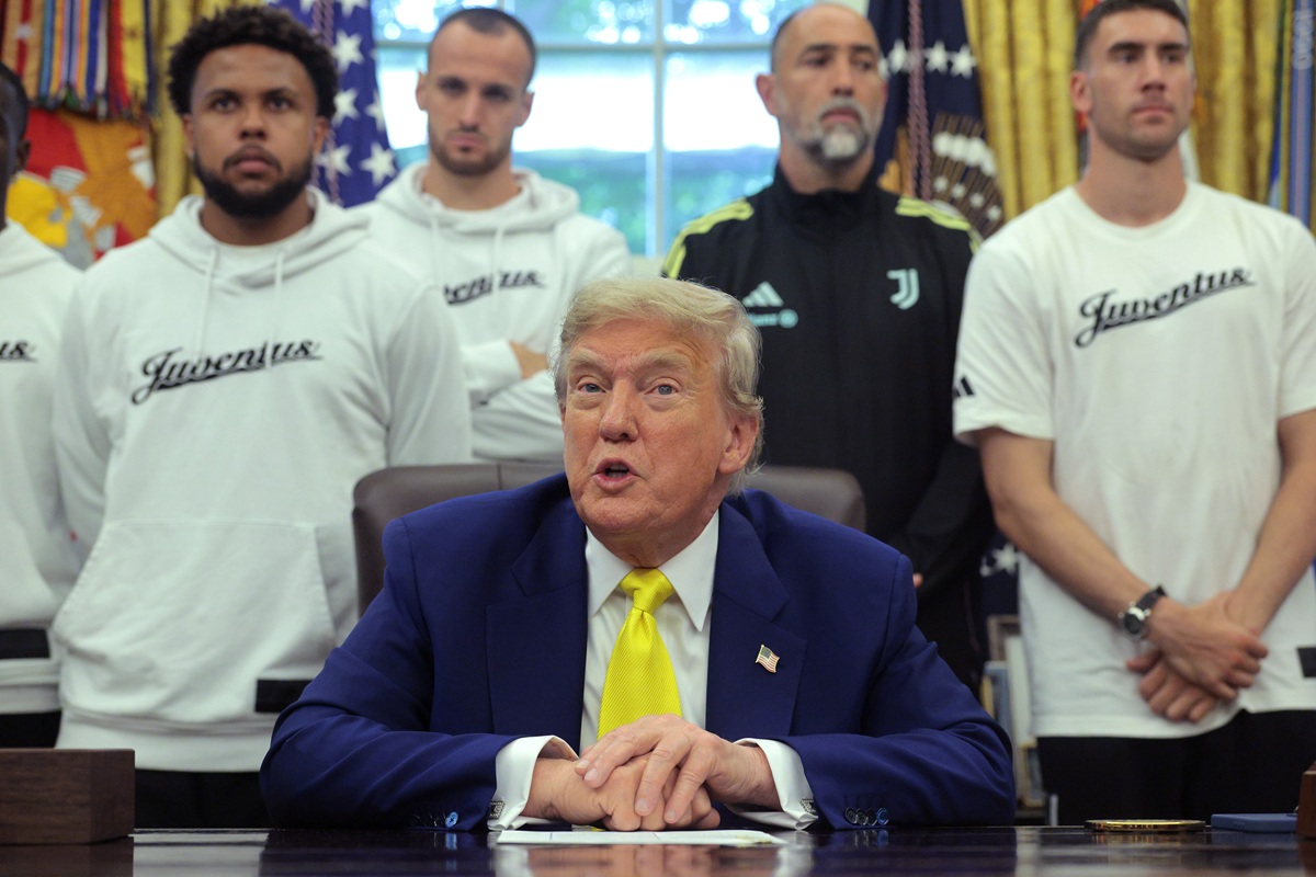 Donald Trump with Juventus players