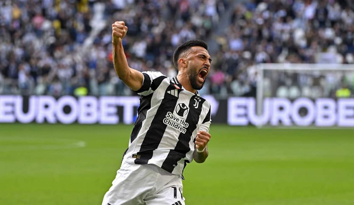 【正規選手支給02-03Lotto Juventus UCL  L/S】 R: Zambrotta's Juventus Match Issued shirt, Champions League 2002