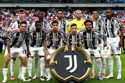Juventus team before Wydad game