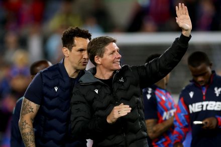 Oliver Glanser saluting