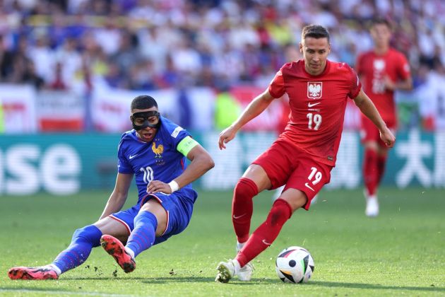 Juventus adds Galatasaray wingback to their shopping list
