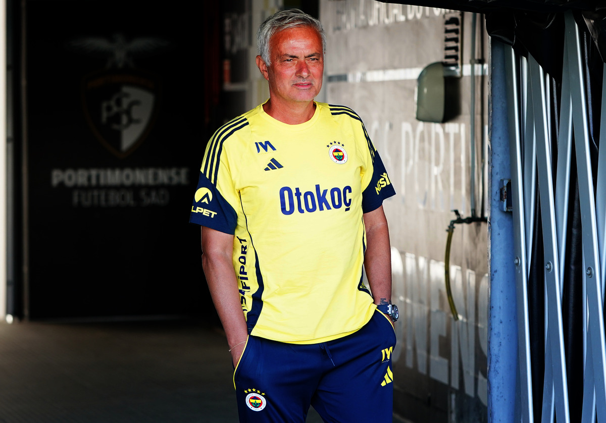 Fenerbahce coach Jose Mourinho