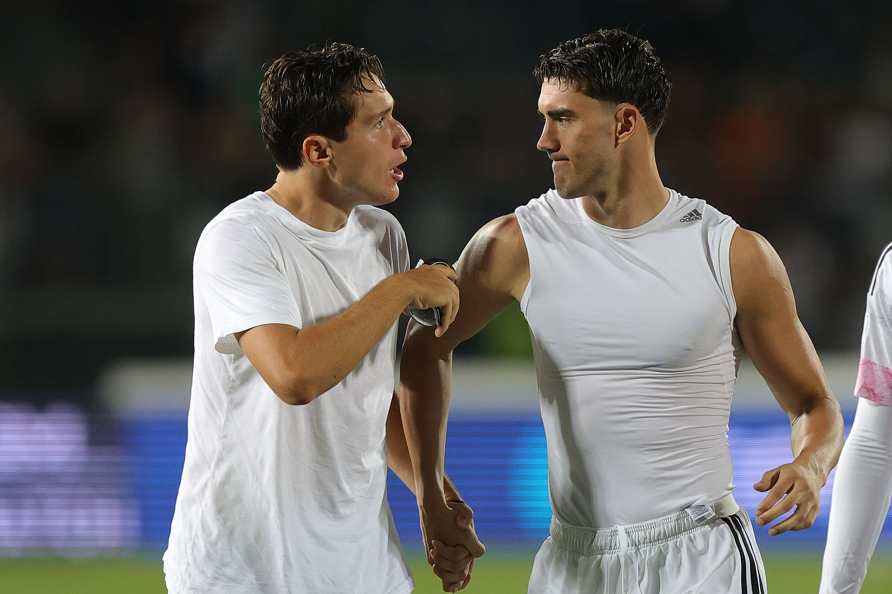 Why Juventus won’t give Vlahovic the Chiesa treatment from last summer