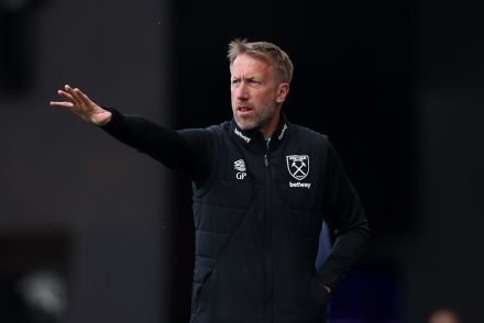 Graham Potter on the sidelines