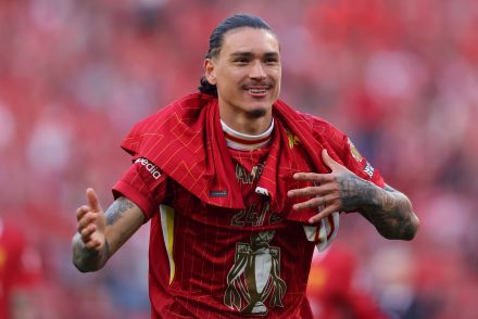 Darwin Nunez celebrating Premier League triumph