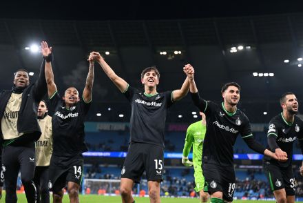 Facundo Gonzalez with his Feyenoord teammates