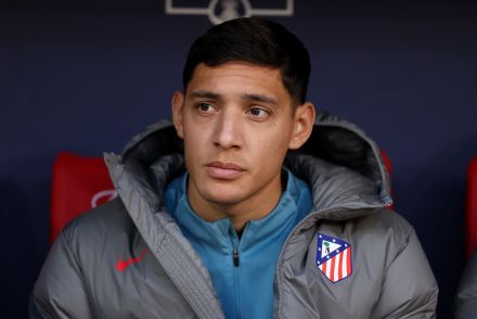 Nahuel Molina on the bench