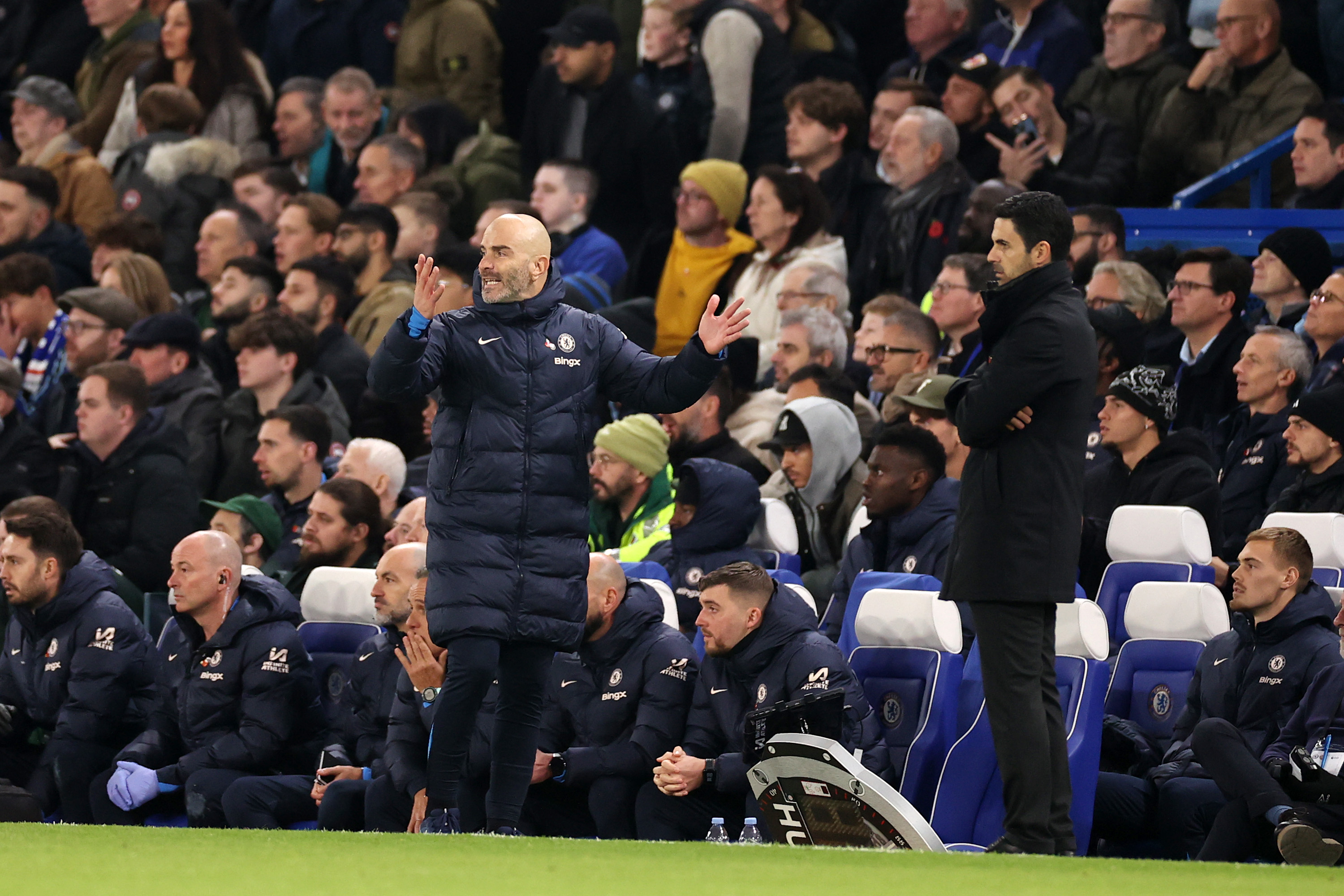 Sources: Arsenal & Chelsea enquired about Juventus defender