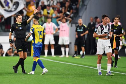 Andrea Cambiaso sent off