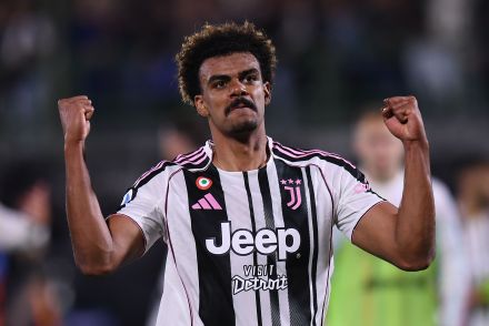 Renato Veiga celebrating