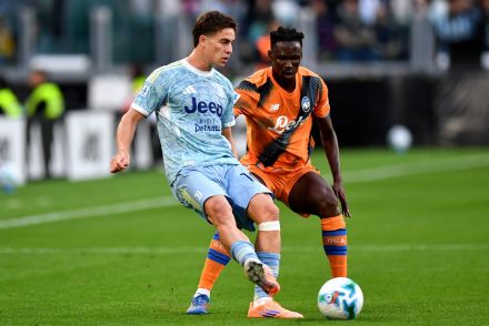 Kenan Yildiz in action against Atalanta