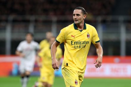 Adrien Rabiot in action for Milan